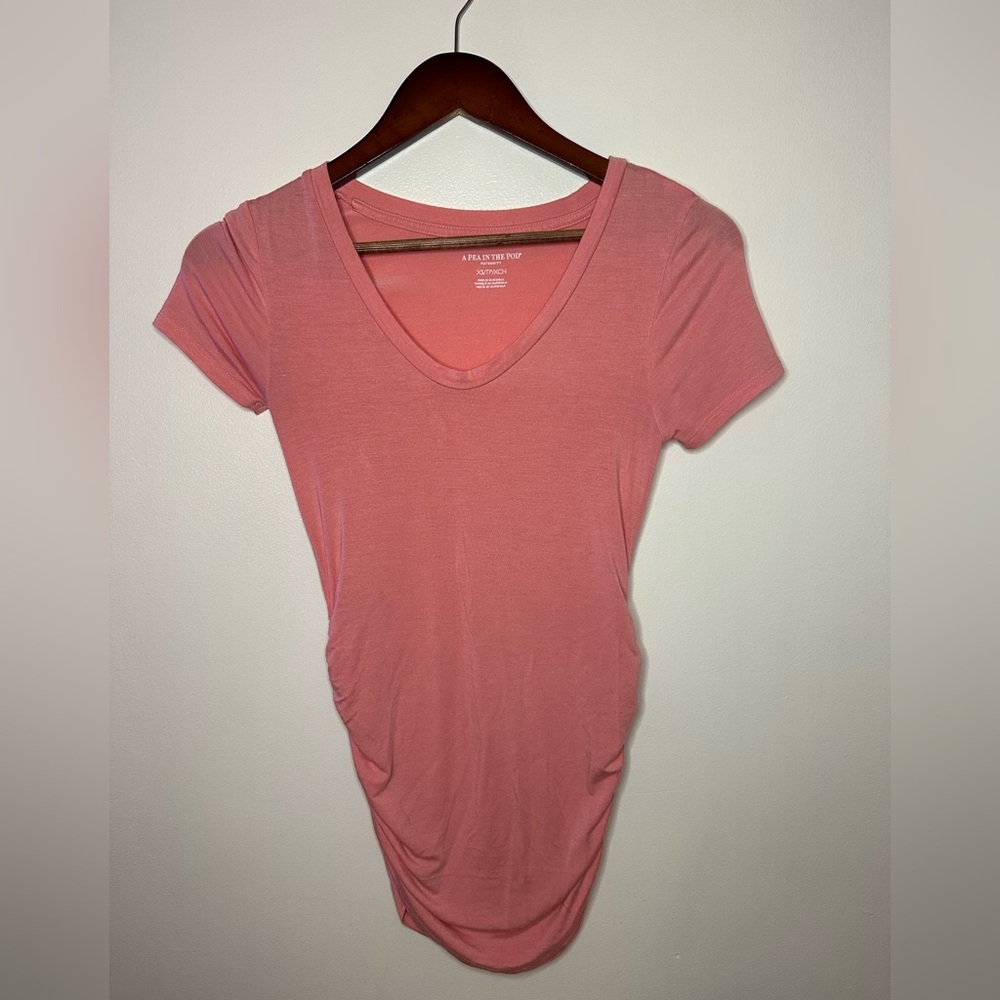 A Pea in the Pod Maternity V neck